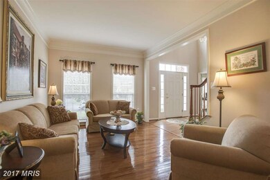 42256 Providence Ridge Dr, Chantilly, VA 20152 - photo 5