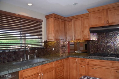 CONVENIENT PASS-THROUGH TO KITCHEN