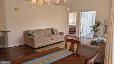 25320 Lake Mist Square unit 304, Chantilly, VA 20152 - photo 3