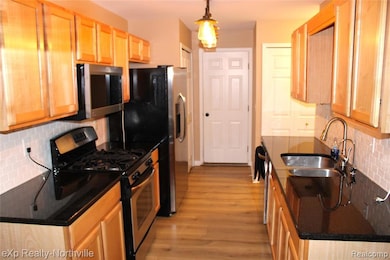 7244 Lavender Ln unit 43, Waterford, MI 48327 - photo 4