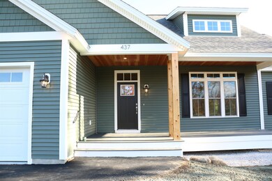 437 Blane Cir unit 10, Pembroke, NH 03275 - photo 3
