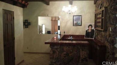 Wet Bar
