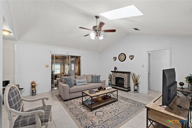 107 Hardeman St, Copperas Cove, TX 76522 - photo 3