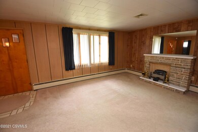 608 E 5th St, Nescopeck, PA 18635 - photo 4