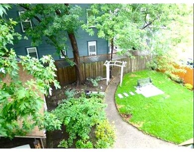 402 Putnam Ave unit 1st, Cambridge, MA 02139 - photo 7