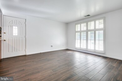 2415 Alma Rd, Halethorpe, MD 21227 - photo 5