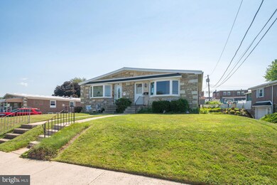 205 Dimarco Dr, Philadelphia, PA 19154 - photo 2