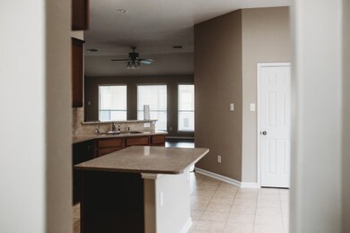 8223 Garrison Point Dr, Houston, TX 77040 - photo 3