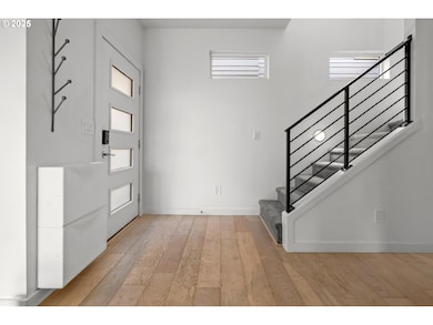 2813 SE Hawthorne Blvd unit 5, Portland, OR 97214 - photo 4