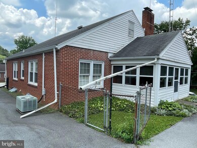 11817 Clearview Rd, Hagerstown, MD 21742 - photo 4