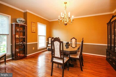 3009 Ashburton Manor Dr, Herndon, VA 20171 - photo 5