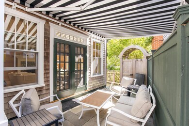 19 N Summer St, Edgartown, MA 02539 - photo 4