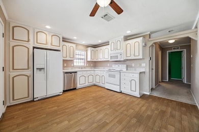 10126 Summerberry Ln, Tomball, TX 77375 - photo 3