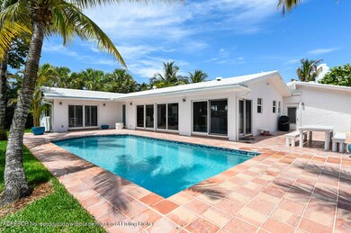 Pool & Rear Exterior