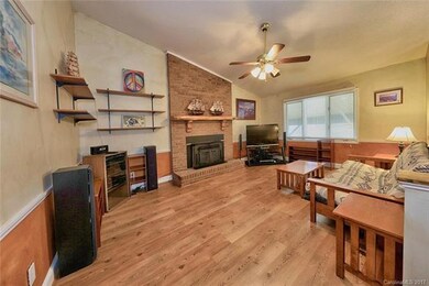 159 Scotts Creek Rd, Statesville, NC 28625 - photo 5