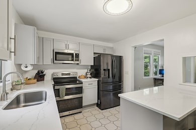 164 Ruthven St unit 1, Dorchester, MA 02121 - photo 6