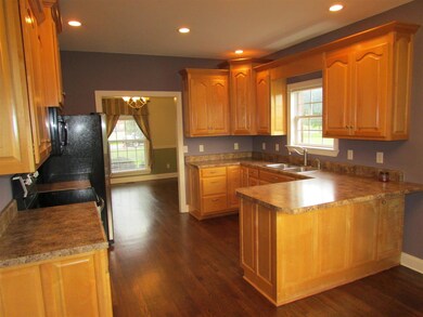 Lots of cabinets in this kitchen just waiting on a cook