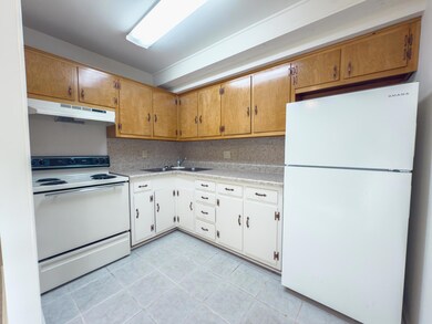 Stonegate 27 - Kitchen - 5