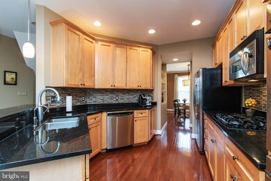 9185 Ribbon Falls Loop, Bristow, VA 20136 - photo 7