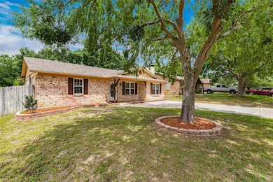 1825 S Center St, Denison, TX 75021 - photo 3