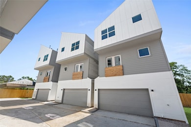 111 Milby St unit A, Houston, TX 77003 - photo 3