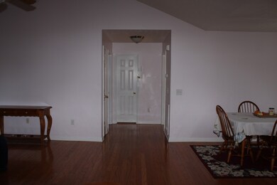 205 Warren Cir, Shelbyville, TN 37160 - photo 7