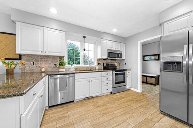 30 Farm Land Ln unit Lot 4, Lancaster, MA 01523 - photo 3