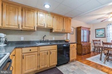 1104 7th Ave, Swarthmore, PA 19081 - photo 7