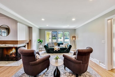 504 Illinois Rd, Wilmette, IL 60091 - photo 3