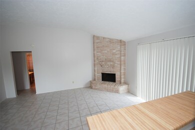 11016 Little Barley Ct, Houston, TX 77086 - photo 7