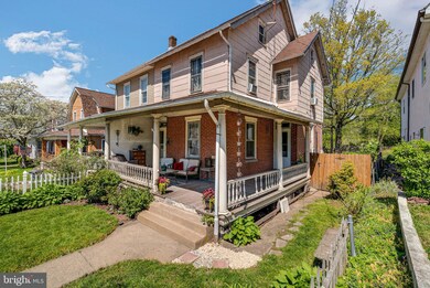 210 S 5th St, Perkasie, PA 18944 - photo 2