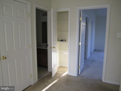 76 Chadwick Cir unit 11E, Norristown, PA 19403 - photo 6