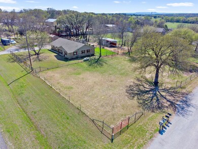 1900 Temple Hall Hwy, Granbury, TX 76049 - photo 3