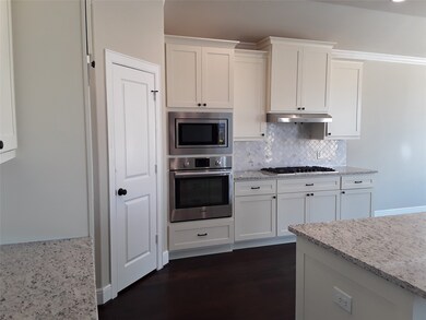 1118 Bernard Meadows Dr, East Bernard, TX 77435 - photo 4