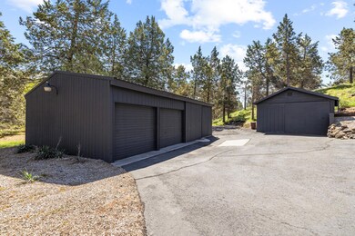 2426PineGroveRd-45