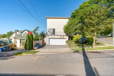 12 St Stephens Place, Staten Island, NY 10306 - photo 2