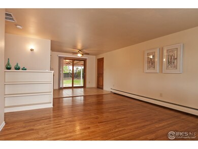 Living Room 4