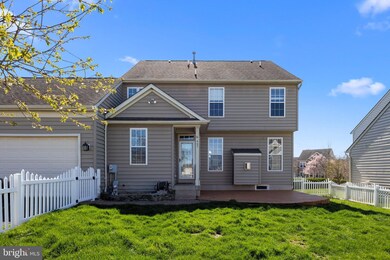 447 Saddlery Dr, Perkasie, PA 18944 - photo 4