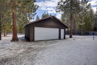 Fawn Loop Garage