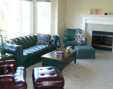 361 Fairways Ln, Chelsea, MI 48118 - photo 4