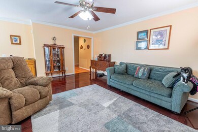 8209 Crossbrook Ct unit 202, Lorton, VA 22079 - photo 7