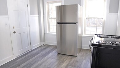 40-r Pine St unit 2, Taunton, MA 02780 - photo 3