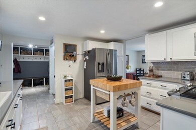 57 Farmview Ln, Freeport, ME 04032 - photo 3