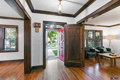 2301 Smith St, Lincoln, NE 68502 - photo 3