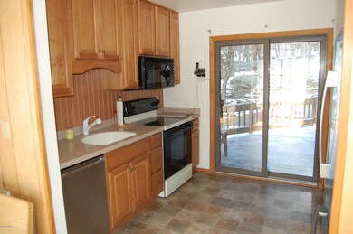 805 Whipple Tree Ct E, Lords Valley, PA 18428 - photo 7