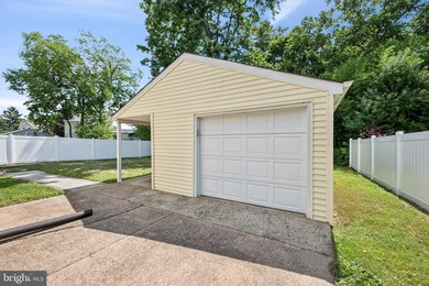 57 Hartman Dr, Trenton, NJ 08690 - photo 4