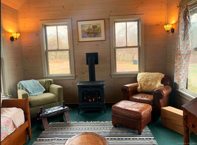 126 Beaver Brook Rd unit b, Old Lyme, CT 06371 - photo 4