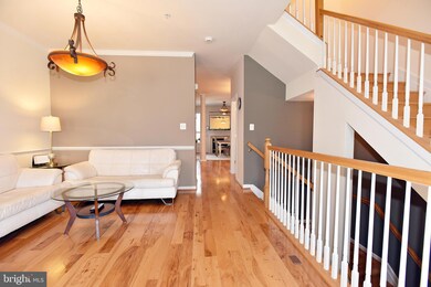 8423 Ice Crystal Dr, Laurel, MD 20723 - photo 5