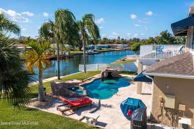 Pool/Canal
