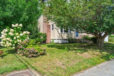 61 Sumach Ave, Riverside, RI 02915 - photo 5